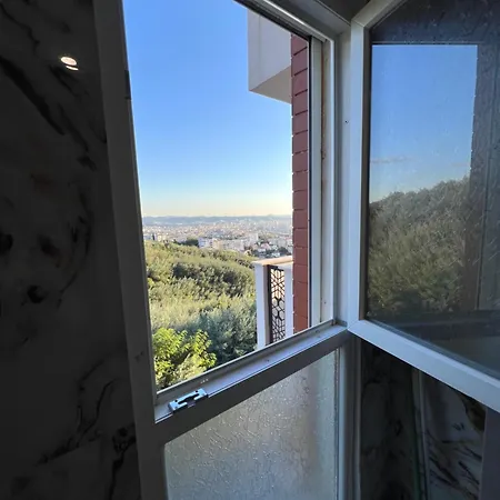 Casa Dajti - Quiet Mountain View, Fast Wi-fi Apartment
