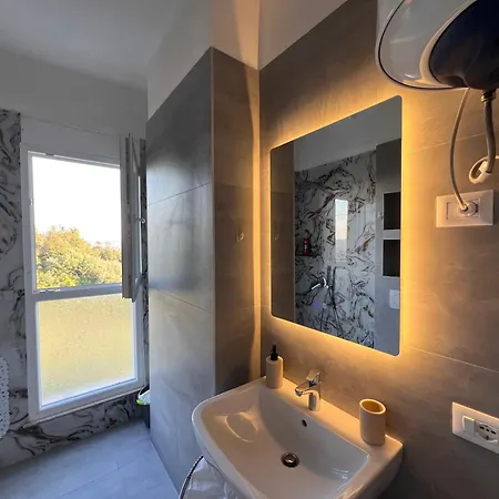 Apartment Casa Dajti - Quiet Mountain View, Fast Wi-fi Tirana